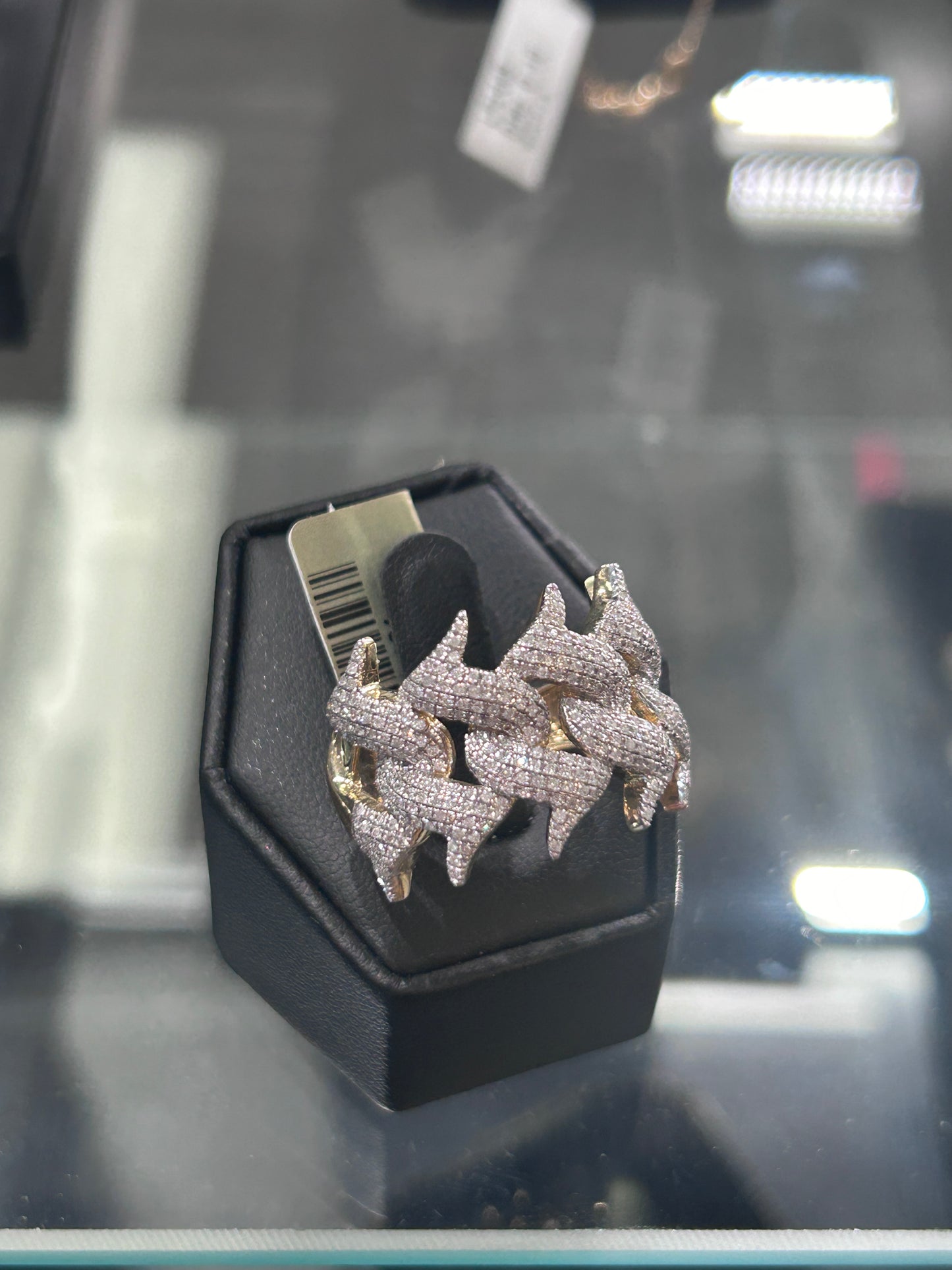10k gold ring W Diamonds