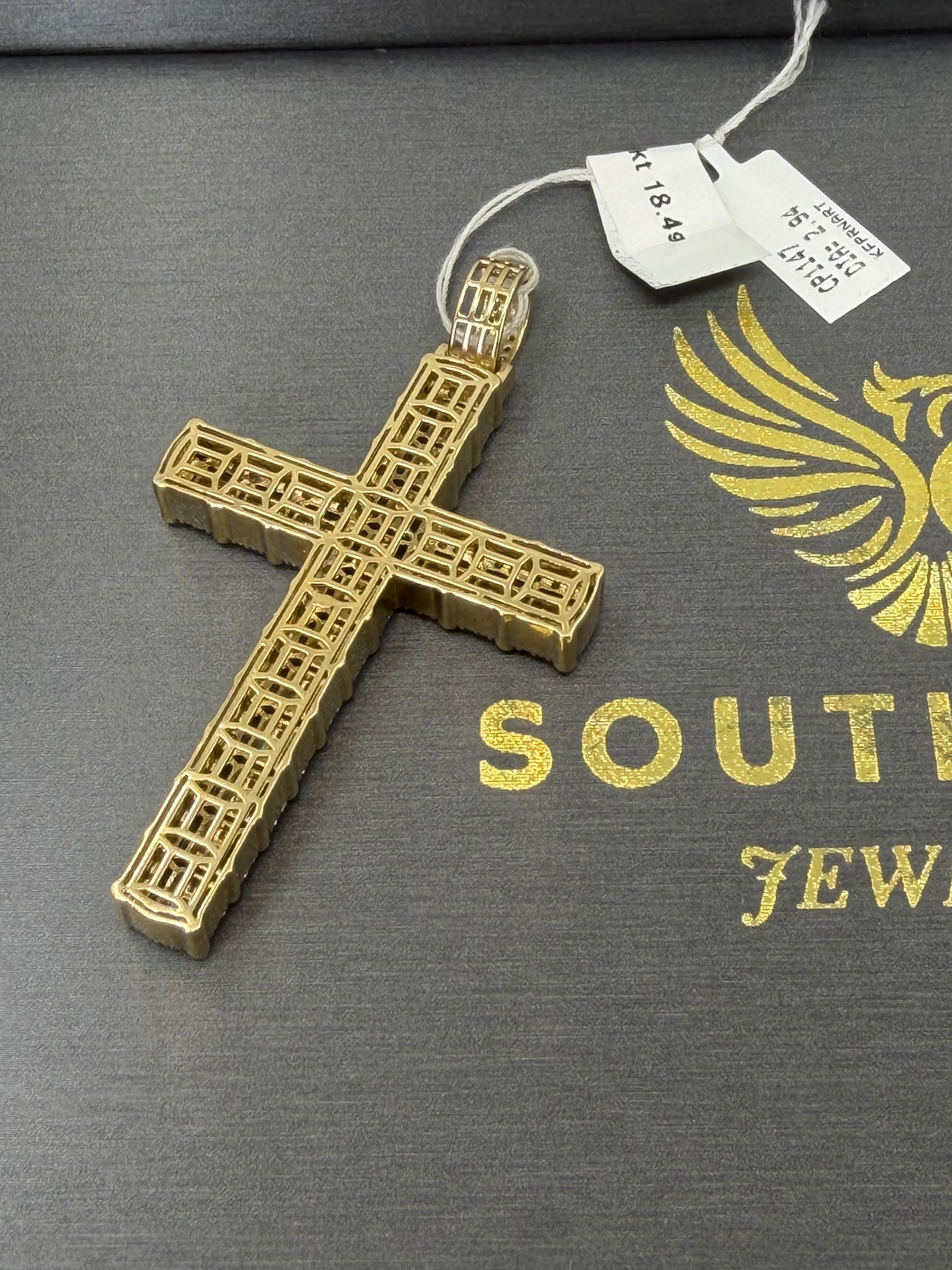 10KT YELLOW GOLD DIAMOND CROSS