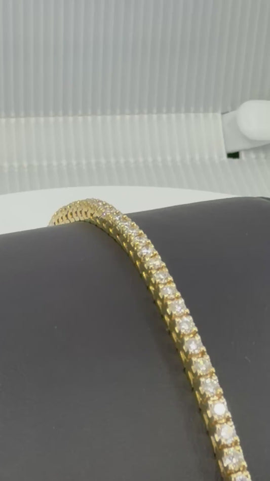 10kt YELLOW GOLD, DIAMOND TENNIS BRACELET